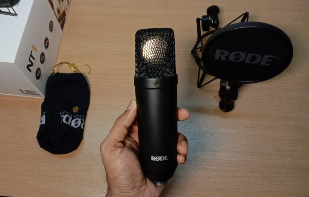RODE NT1 Large Diaphragm Cardioid Condenser Microphone (2013 - 2022)
